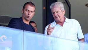 Het is enkel aan hem en de duitse ploeg om te bepalen wát voor afscheid hij krijgt. Hansi Flick Beim Fc Bayern Munchen Der Anti Klinsmann