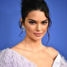 We did not find results for: What Does Kendall Jenner Look Like When She No Makeup