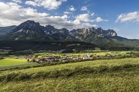 This is my regular blog where i occasionally post my art, my feelings, and whatever inspires me! Wilder Kaiser Outdoor Aktivitaten Alte Brauche Und Naturwunder Reise Stories