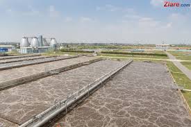 Va prezint in randurile de mai jos cateva cauze posibile si daca aceasta este inclinata apa formata din condens curge pe langa tavita unitatii. Un Rau Infect Curge Zilnic Pe Sub Bucuresti Iata De Unde Vine Si Ce Se Intampla Cu Apele Lui Mobile