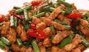 Untuk hidangan sahur anda cukup memadukannya dengan nasi putih hangat, tahu atau tempe goreng saja. Resep Oseng Tempe Kacang Panjang