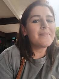 Can you make her prettier please