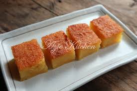 Panaskan cetakan talam dalam kukusan lalu isi dengan adonan a hingga 3/4 cangkir, kukus selama ± 20 menit dengan api sedang. Bingka Ubi Kayu Lembut Dan Lemak Manis Yang Sangat Sedap Azie Kitchen