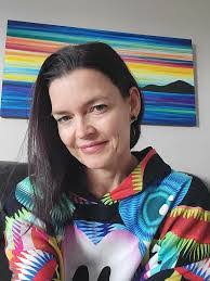 Lori Reddy's Instagram, Twitter & Facebook