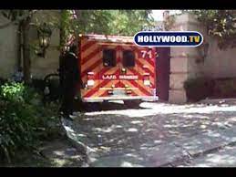 The ambulance arrived at ronald reagan ucla medical centre at 1.14pm, and jackson was pronounced dead after over an hour of attempted resuscitation at 2.26pm. Michael Jackson Rushed To Hospital Dead Hollywood Tv Youtube