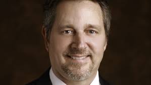 Schneider to retire from Cottage, replacement named