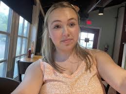 Cora Collier's Instagram, Twitter & Facebook