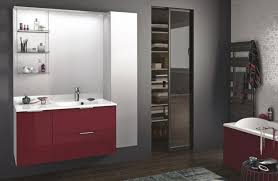 Meubles, mobilier, salon, cuisine, chambre et salle de bain. Comment Integrer Le Rouge Dans Votre Salle De Bain Espace Aubade