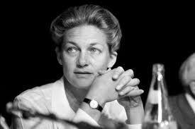 Robert badinter accepte, en 1972, de défendre roger bontems, qui 9 mois plus tôt, à la maison elisabeth et robert badinter ont enregistré ce message à l'attention des étudiants de la promotion. Elisabeth Badinter Net Worth Celebrity Net Worth