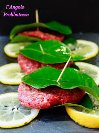 Polpette di carne al limone. Polpette Di Carne In Foglie Di Limone L Angolo Delle Prelibatezze