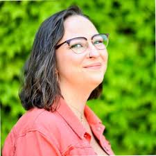 Today, I received an Advisor of Distinction Award.