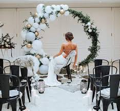 Consulta aquí los precios para decoraciones, arreglos, globos, velas, letras gigantes, luces. Tendencias Decoracion De Boda 2020 Decoracion Para Fiestas