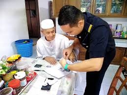 Berikut adalah panduan tukar milik kenderaan bagi pemilik berdaftar: Sakit Dan Tak Berupaya Ke Pejabat Jpj Untuk Urusan Tukar Milik Kenderaan Jangan Risau Mereka Datang Ke Rumah Anda Funtasticko Net