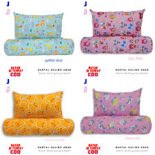 Bukan hanya pengalaman membeli kasur sping bed atau kasur busa, banyak juga yang merasa puas dengan produk inthebox lainnya yang terdiri dari bantal, guling, dan sofa bed. Kado Anak Perempuan 1 Set Bantal Guling Anak Karakter Usia 2 8 Tahun Shopee Indonesia
