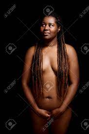 Buscar mujer africana desnuda
