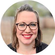 Savannah Simons's Instagram, Twitter & Facebook