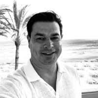 Aaron Banach's Instagram, Twitter & Facebook