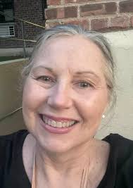 Toxin-Free Makeup Options with Crunchi