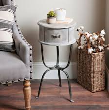 We Are Loving The Farmhouse Chic Look Of This Perfect End Table Side Table Decor Accent Table Decor Living Room Accent Tables