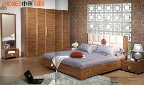 غرف نوم قشرة بلوط