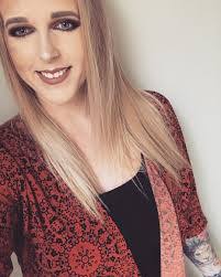 Carly Beer's Instagram, Twitter & Facebook