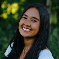 Emma Brumm's Instagram, Twitter & Facebook