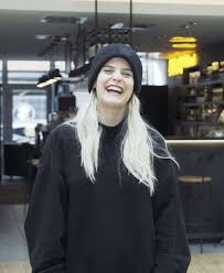 Ivarsdottir, agnar helgason, lina jonsson, nanna k. Vilde Lien Hellerud Play Jigsaw Puzzle For Free At Puzzle Factory