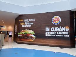 Complet mobilat si utilat, aer conditionat, internet, cablu tv, parcare in curte, aproape de centrul comercial baneasa. Cel Mai Nou Restaurant Burger King Din Romania E Lipit De Mcdonald S Ul Din Feeria BÄƒneasa Shopping City