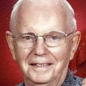 Betty Eanes's Instagram, Twitter & Facebook