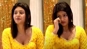 Anjali Arora breaks down into tears talking about alleged MMS video, says  'izzat ke saath mat khelo' | Celebrities News – India TV