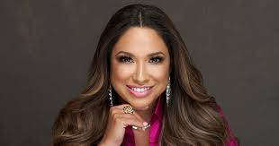 Female Founders: Cynthia Maxwell Of Maxwell Group On The Five Things You  Need To Thrive and Succeed as a Woman Founder