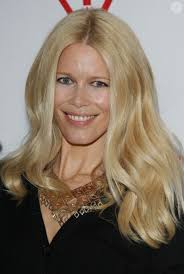 Photo : Claudia Schiffer, en charmante égérie, assiste à la soirée  anniversaire Guess aux côtés du fondateur de la marque, Paul Marciano.  Paris, le 3 mai 2012.