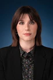 Sara Estep's Instagram, Twitter & Facebook