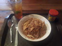 Seperti kfc, pizza, starbucks, mcdonal, secret recipe, old town, masakan thailand, laksa sarang burung, limau barli dan banyak lagi. Laksa Telur Goreng Bersarang Bandar Seri Botani Ipoh Fantastic Food