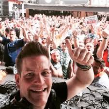 Stream Jay Franks music