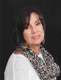 Deborah Payne's Instagram, Twitter & Facebook