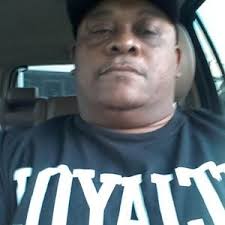 darnell holmes (@drnll62)