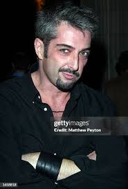 20 Photos & High Res Pictures