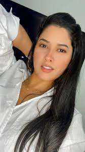 Diana Alejandra Gomez @dialejagomez dialjagomez soyalejagomez