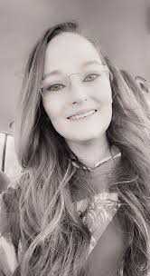 Soo many new faces .. soo a BIG HOWDY & Welcome yall 🤠🫶 Hi , I am Bre ,  the owner of The Turquoise Rhinestone 𐚁𓃗 I am 27 years old, married