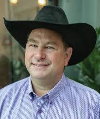 Phillip Houk's Instagram, Twitter & Facebook