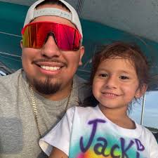 This little guy has some serious XMAX! Sundown u6.5