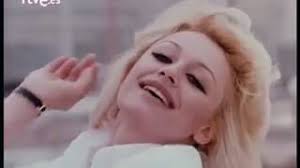 Raffaella carra hay que venir al sur. Raffaella Carra Hay Que Venir Al Sur Youtube