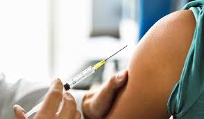Aber wer wird zuerst geimpft? Impfungen Gegen Corona Wichtige Fragen Und Antworten Verbraucherzentrale De