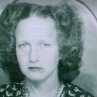 Isabel Sexton's Instagram, Twitter & Facebook