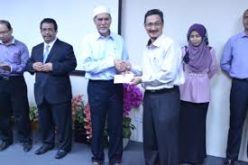 Bantuan raya terkini 3 bantuan kewangan hari raya aidilfitri 2021 rm 250 rm 1000. Laman Web Rasmi Pejabat Daerah Dan Tanah Seremban Majlis Penyerahan Cek Bantuan Khas Kewangan
