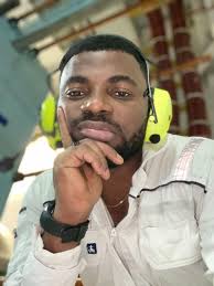 It's hard to believe six months have already passed! When I first met this… 