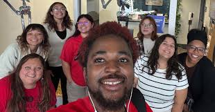 College Success Team visits the University of Illinois Chicago! The College  Success Team had a great time meeting and having lunch with a couple of our  UIC College Scholars and Lili Velazquez,