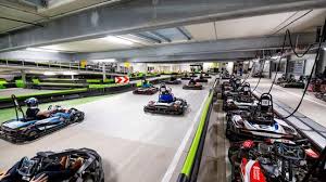 Warum nicht auch mal so etwas verrücktes wie eine einladung zu einer runde go kart oder ähnliches? Nettedrom Stadtwerke Osnabruck