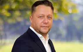 Robert Șerban, PNL, câștigă un nou mandat de primar în Eforie